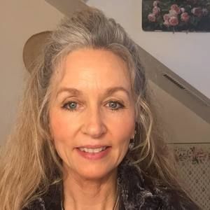 Meet your Posher, Tonya